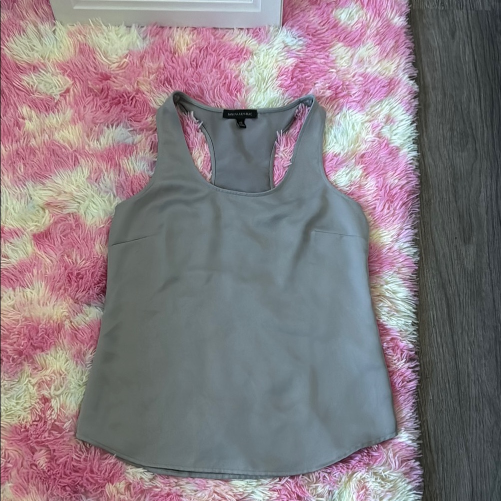 Banana Republic Gray Sleeveless Fitted Tank Top